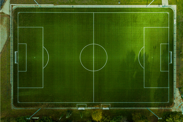 Aménagement terrain de football synthétique A et plaine de jeux C - Sportinfrabouw NV